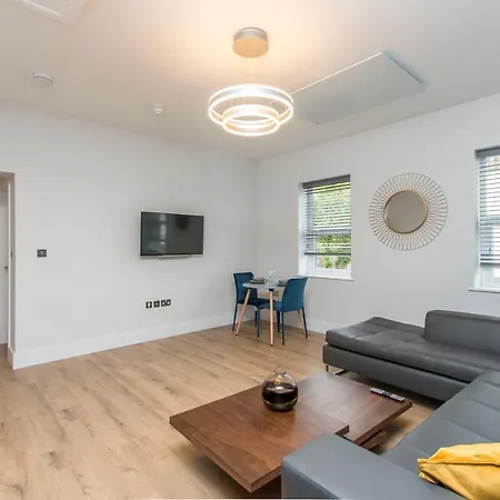 Coldharbour Апартаменти