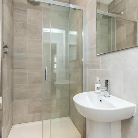 Апартаменти Coldharbour